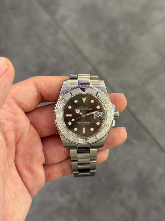 The Ocean Master Dial