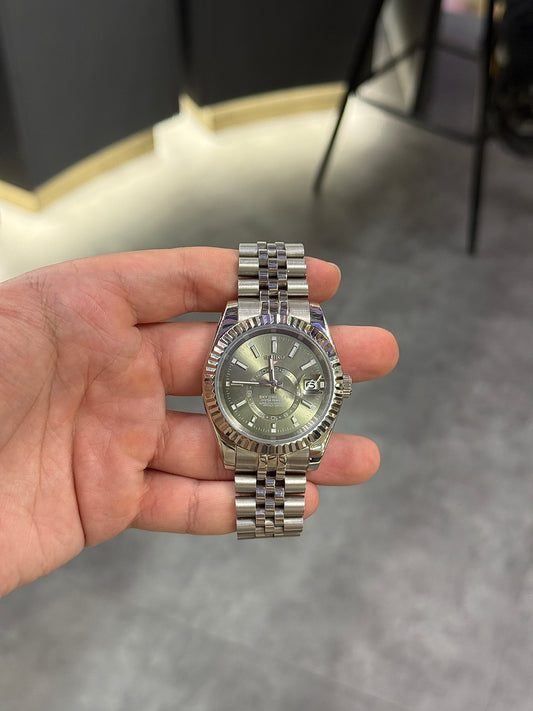 Olive Green dial