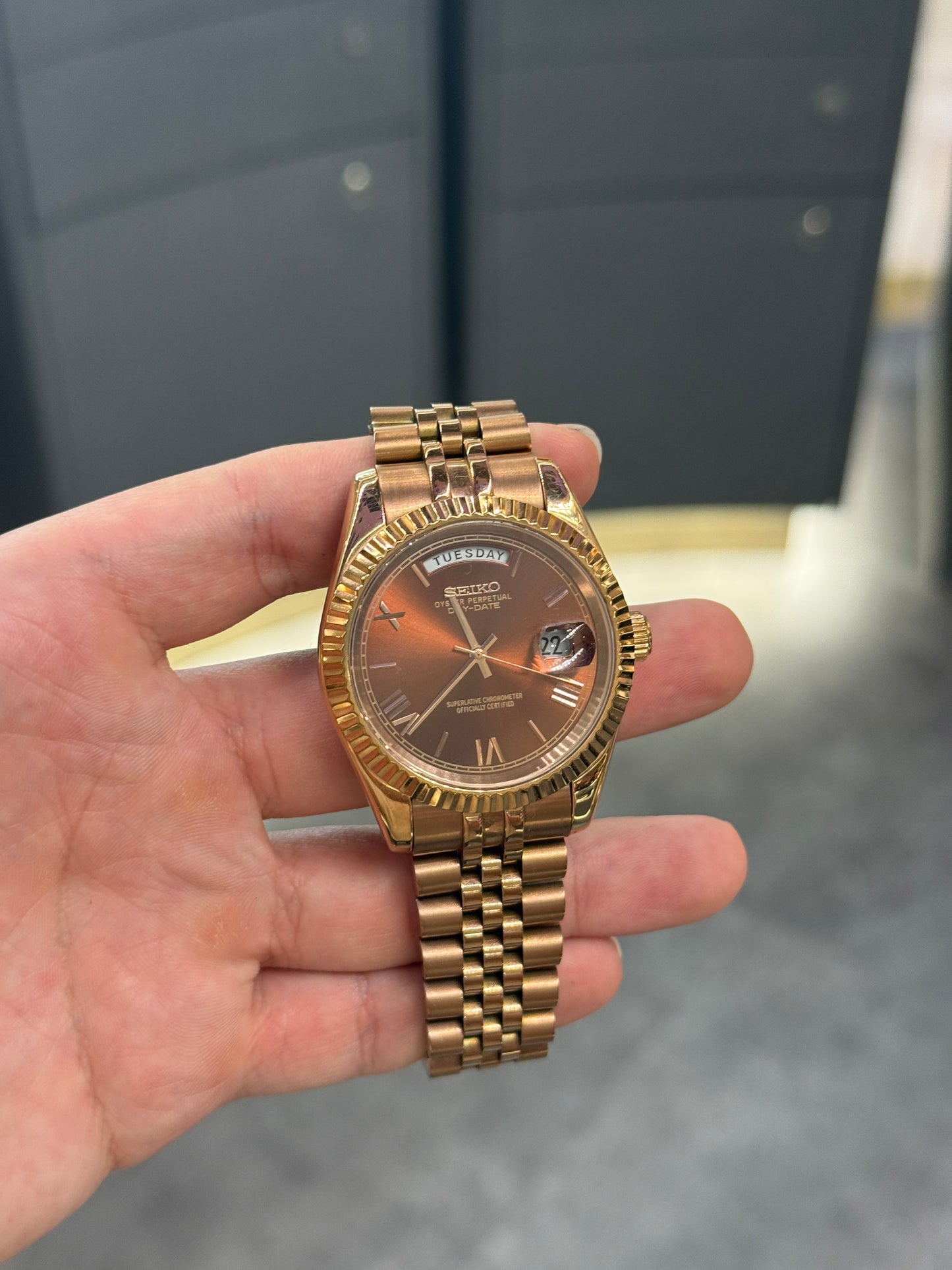 Dessert Rose Roman Dial